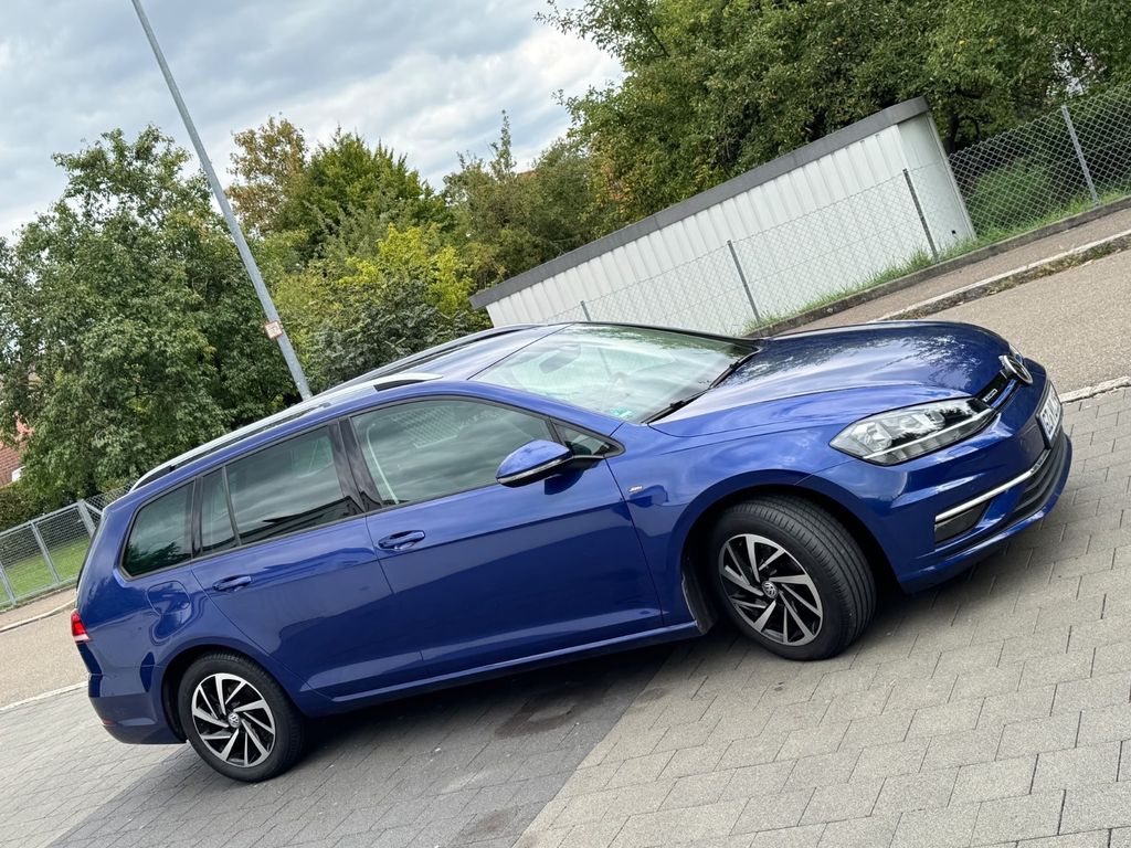 Image of Volkswagen Golf