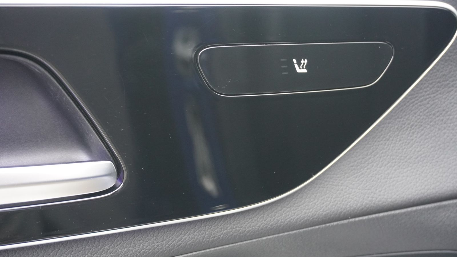 Mercedes-Benz GLC 200 4Matic Avantgarde LED AHK Navi foto 22