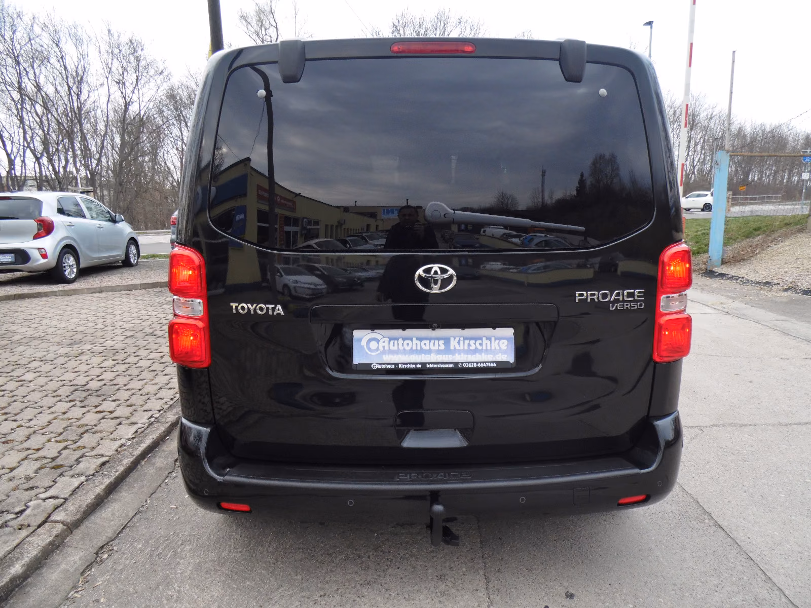 Toyota Proace Verso L2 Executive/STHZ+SHZ/AHK/Leder/Nav