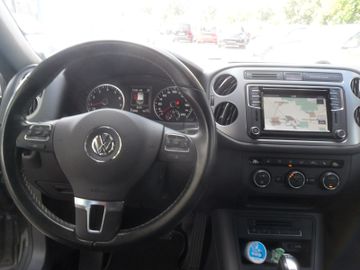 Volkswagen Tiguan - 7