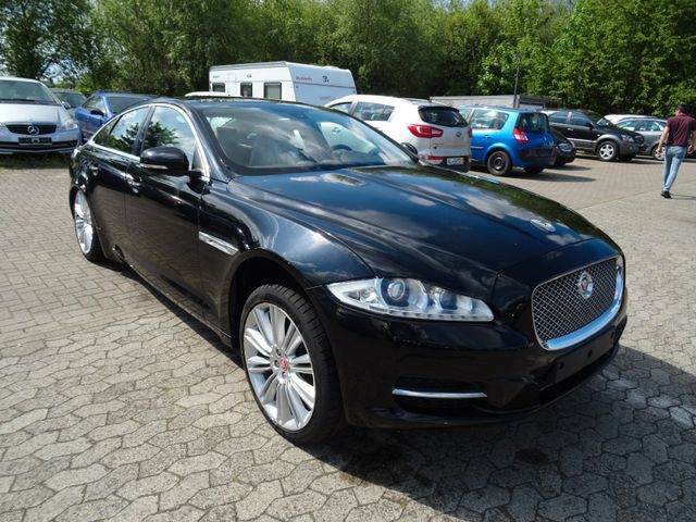 Jaguar XJ Premium Luxury AWD MOTORSCHADEN MWST