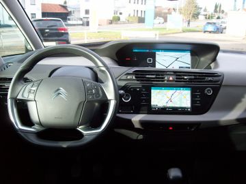 Bild 8 Citroën C4 SpaceTourer 1.2 Pano Klimaau PDC+Kam SHZ Navi