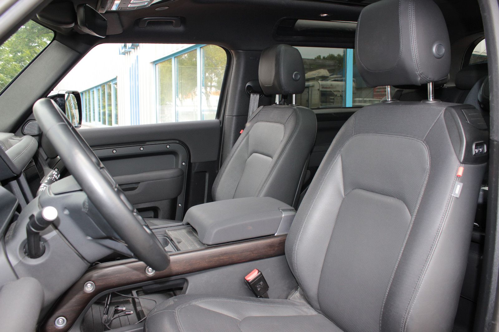 Fahrzeugabbildung Land Rover Defender 90 X-Dynamic SE*HUD*Pano*