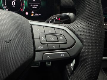 Volkswagen T-Roc 1.5 eTSI  R-Line neues Modell Black Style