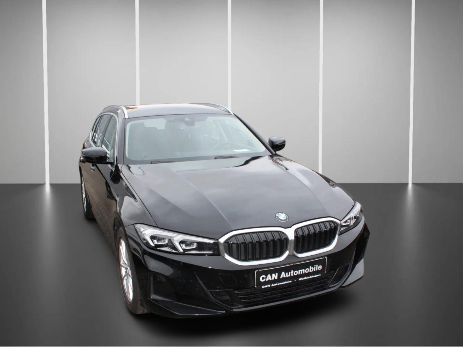 BMW 320d Touring X-Drive DIGITALTACHO CURVED LED