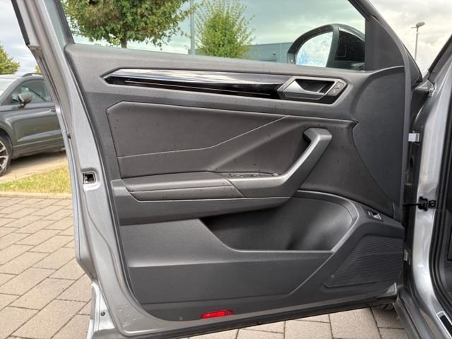 T-Roc R-Line 1.5 TSI AHK-abnehmbar Panodach Navi