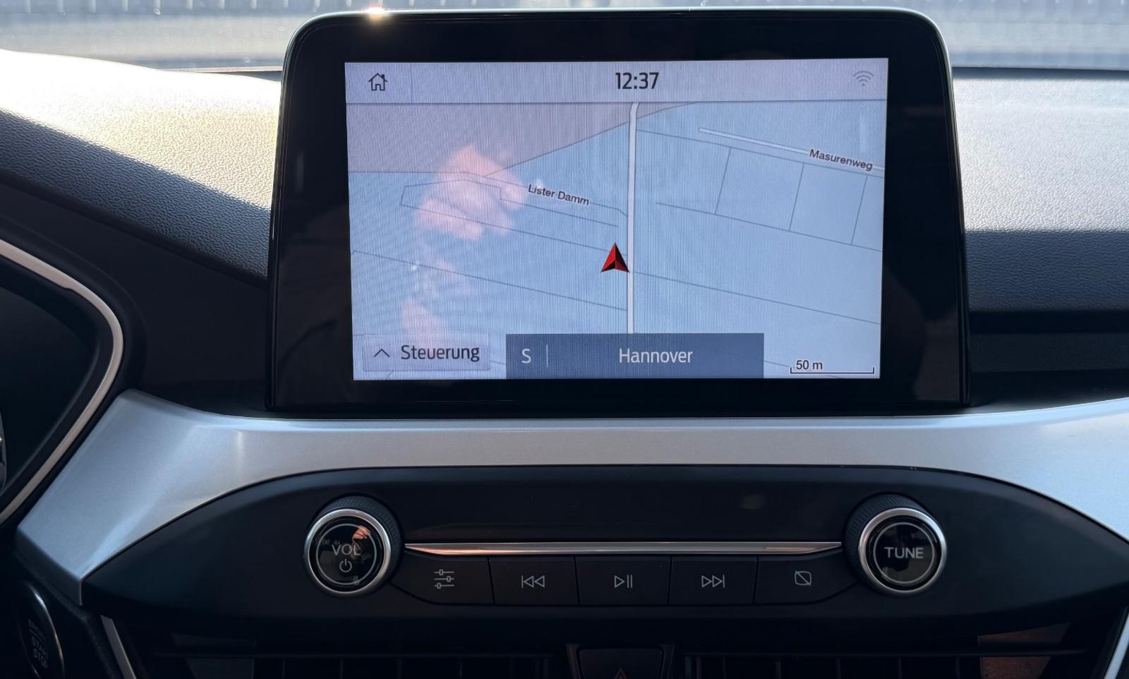 Ford Focus Turnier Cool & Connect Sport Lenkrad