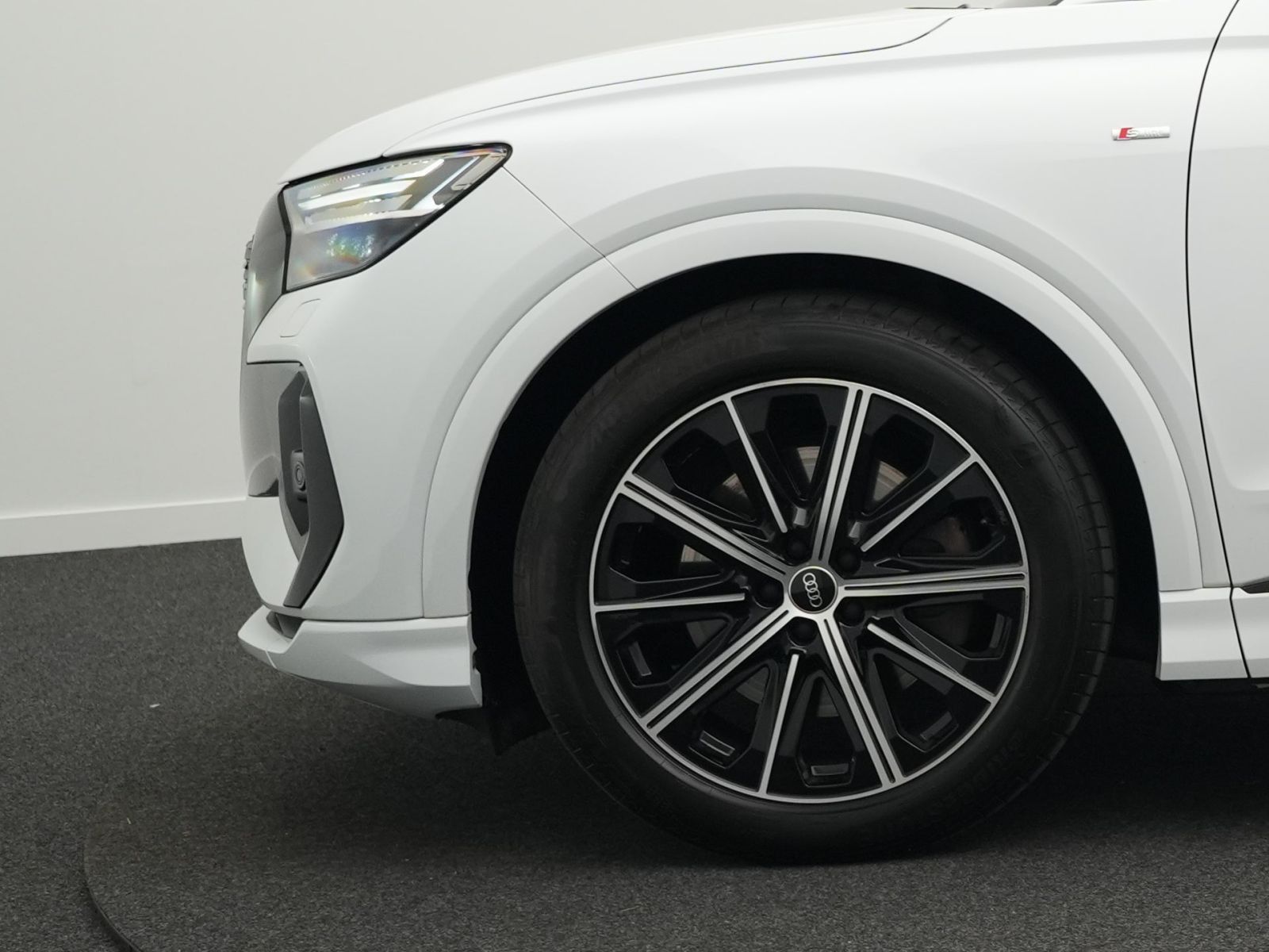 Audi Q4 Sportback 50e-tron qu. 2x S line*SONOS*MATRIX foto 16
