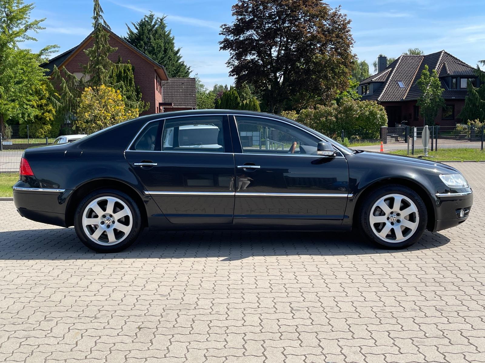 Volkswagen Phaeton V8 4Motion 2HD 18 Zoll 5-Sitzer