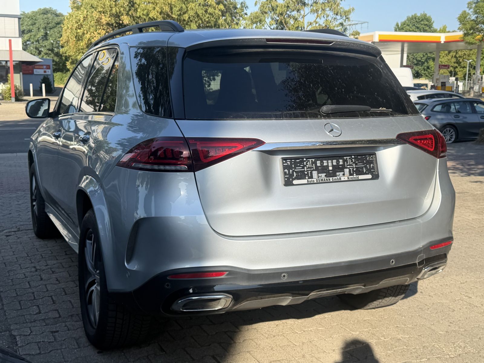 Mercedes-Benz GLE 400 d 4M AMG Line PANO 360°K Distronic AHK foto 4