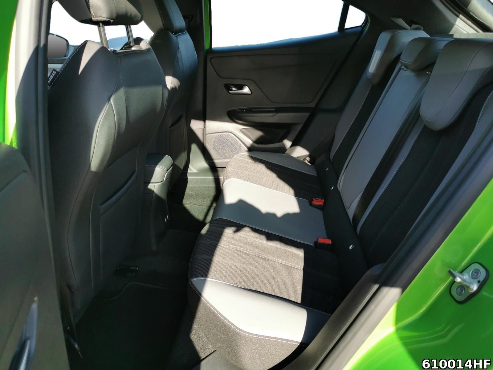 Fahrzeugabbildung Opel Mokka 1.2 Turbo Elegance **CAR-PLAY**KAMERA**