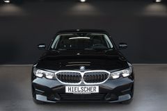 BMW 320i Advantage*Limousine*Unfallfrei*BMW-Garantie