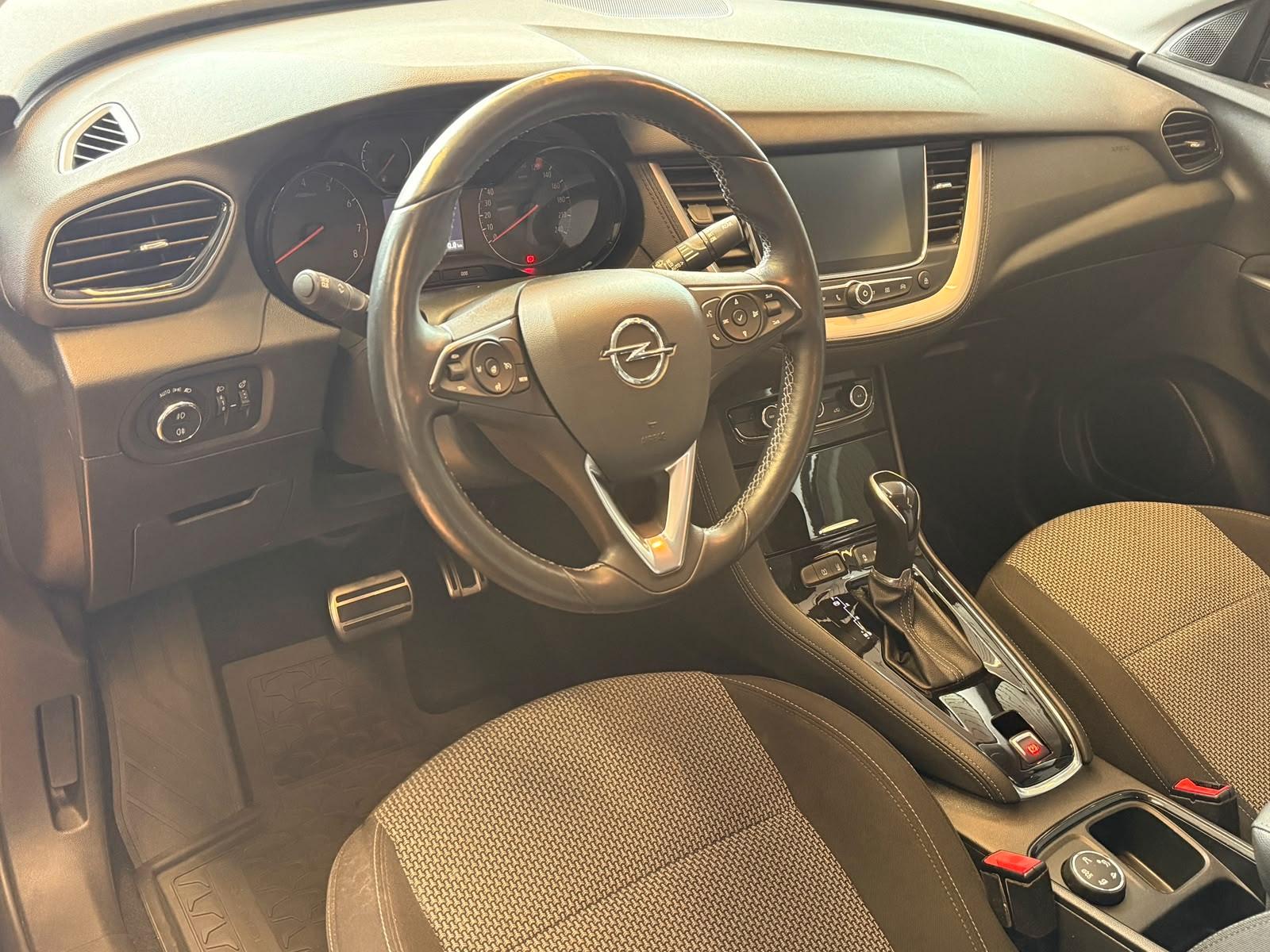 Opel Grandland (X) Design Line Automatik / R-Kamera