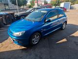 Peugeot 206 JBL 75 Motor mit 2.000km - gebrauchte Peugeot 206 aus dem Jahr 2008