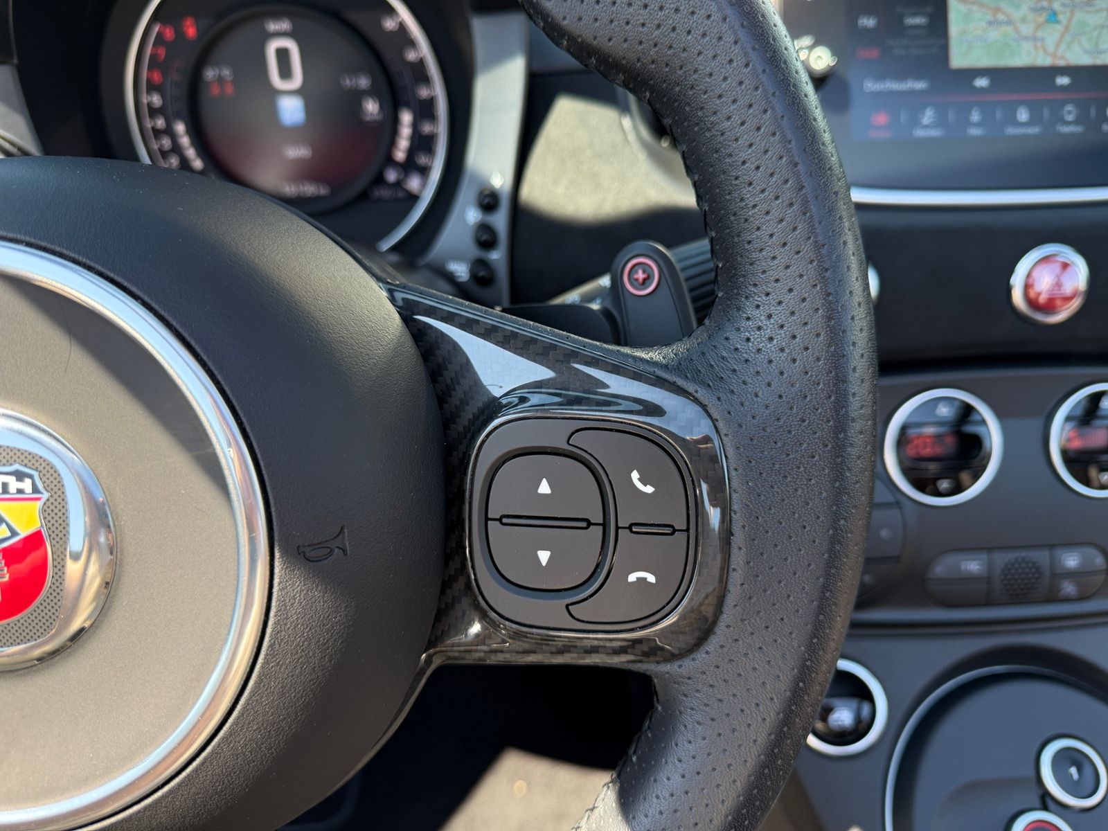Fahrzeugabbildung Abarth 595C Competizione SHZ XENON NAVI