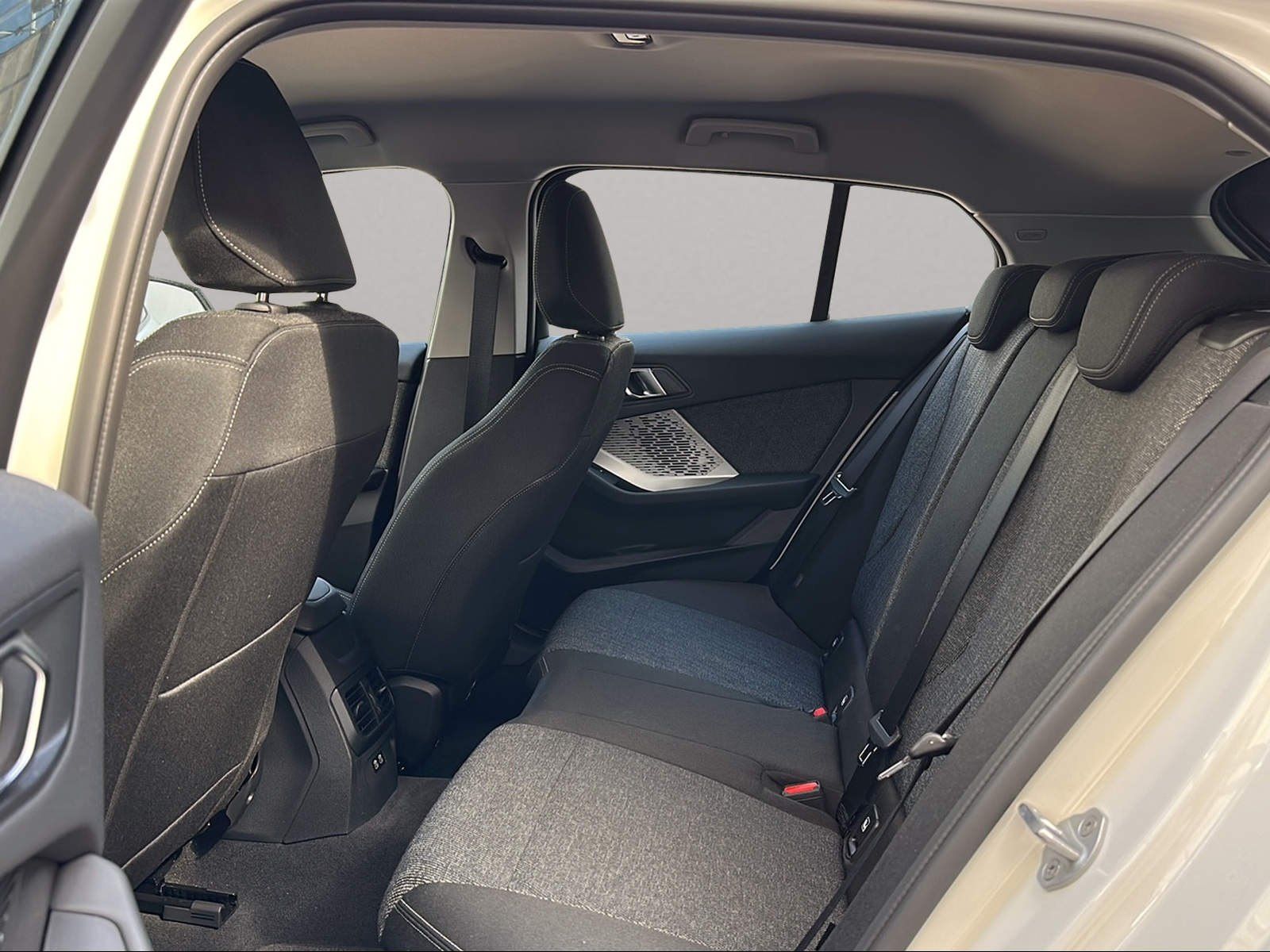 BMW 120 - Bild 17