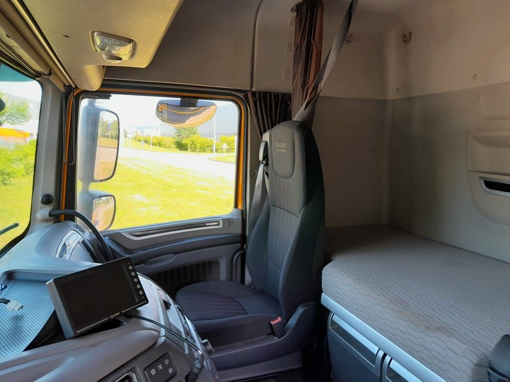 Fahrzeugabbildung DAF FT XF 530 SC PXP, 4x4, Kipphydraulik
