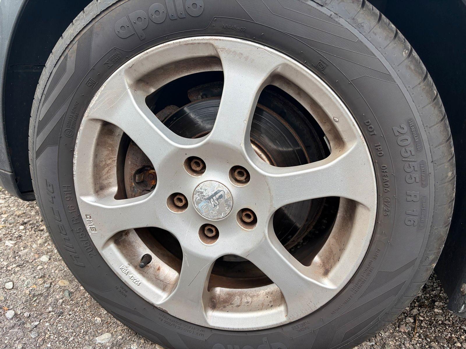 Volkswagen Golf 2005 — photo 6