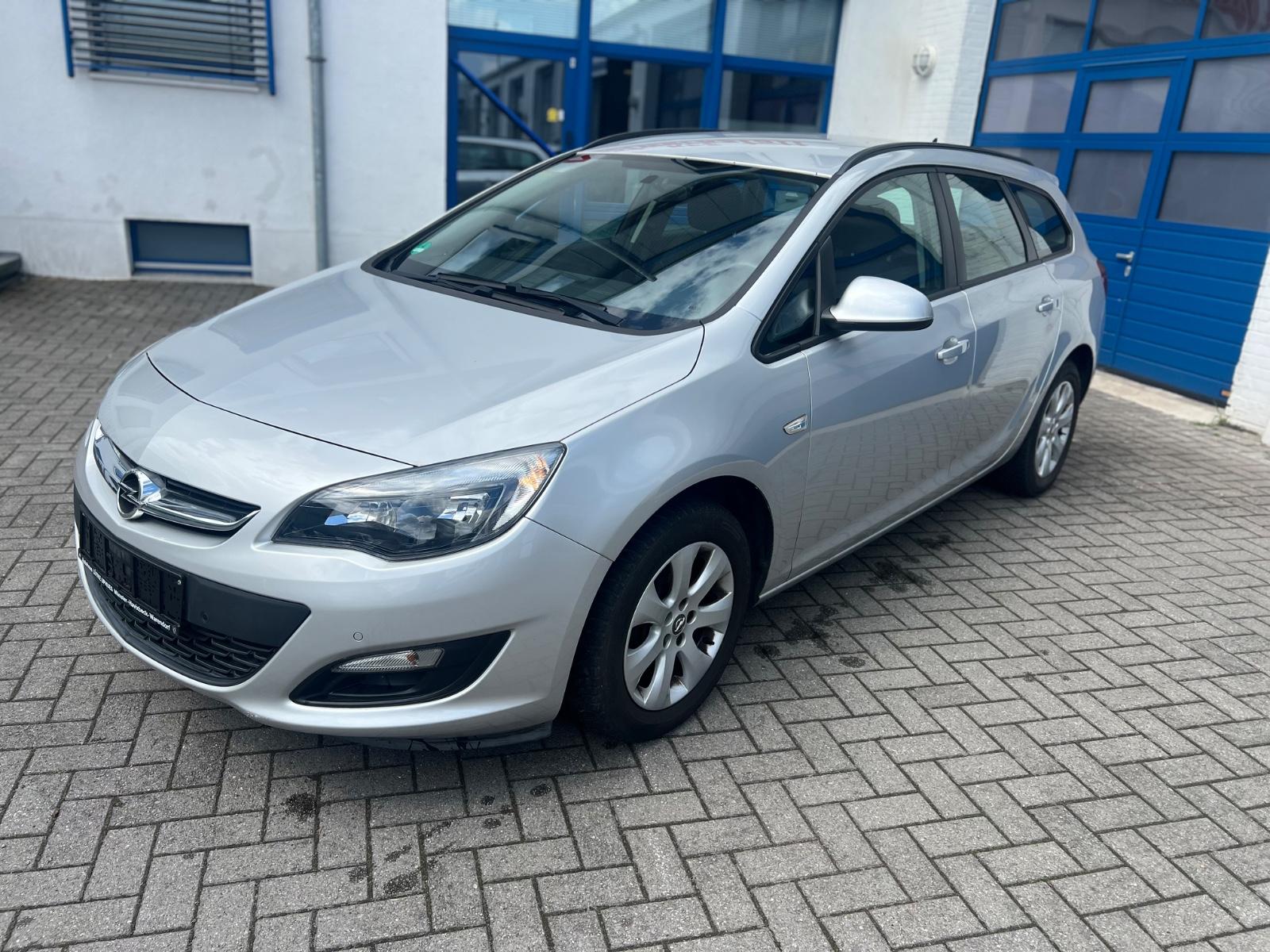Opel Astra Sports Tourer 1.4 Turbo Selection NAVi