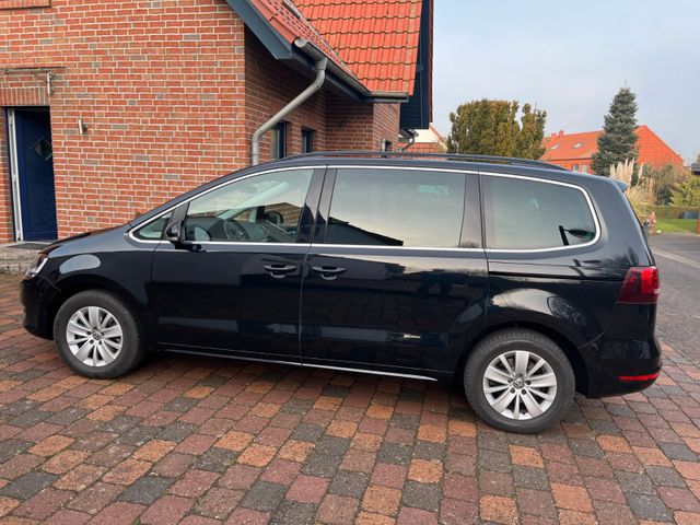 Volkswagen Sharan Comfortline BMT 7 Sitzer DSG Navi AHK, WR