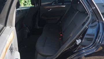 Mercedes E 200 - 10