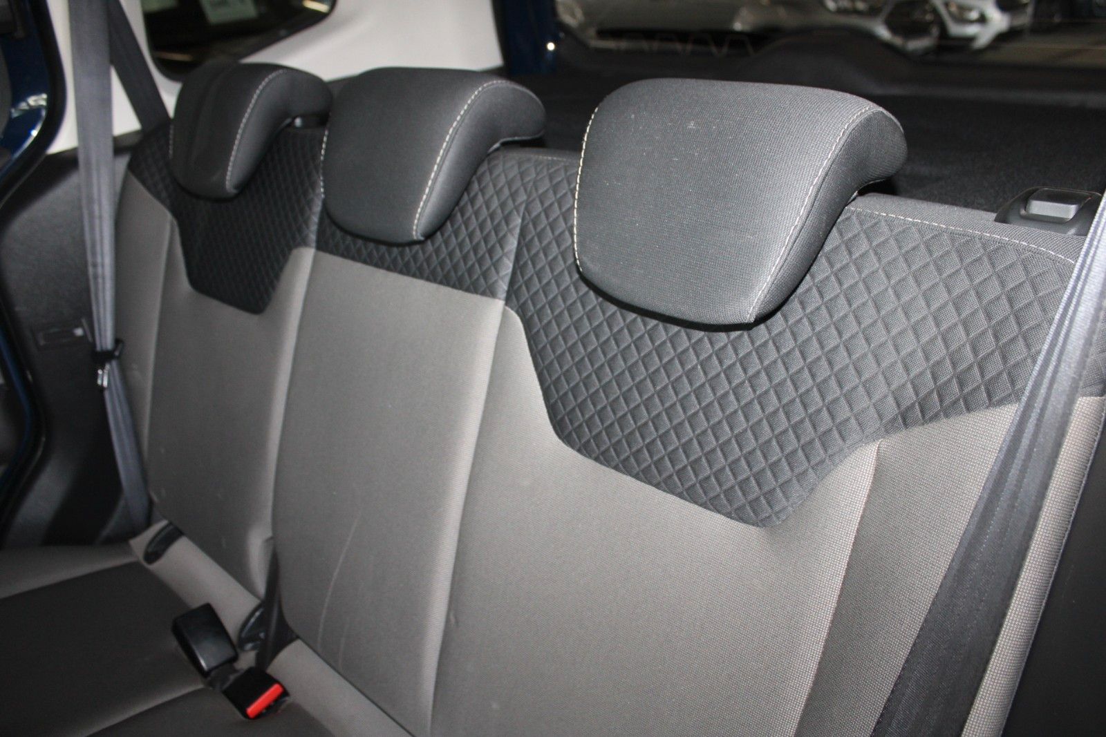 Fahrzeugabbildung Ford Tourneo Courier 1.5 TDCi Trend AHK KLIMA WinterP