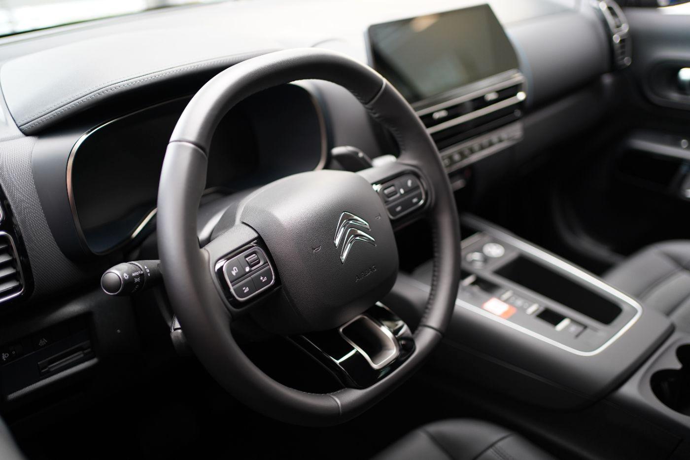 Citroën C5 Aircross Hybrid 145 Plus e-DCS6 Automatik Nav