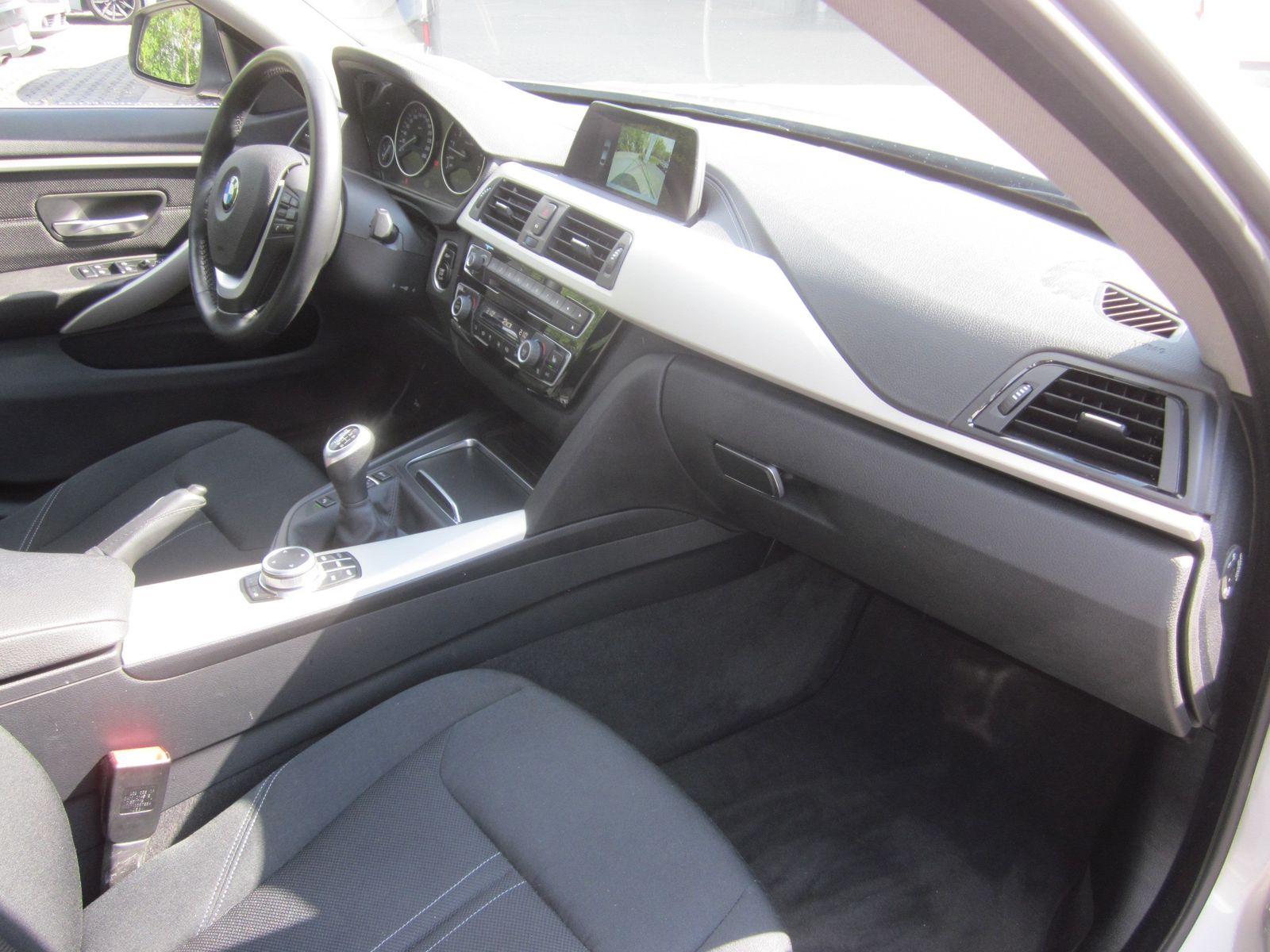 BMW 420i GRAN COUPÉ ADVANTAGE NAVI LED SPORTFAHRWERK foto 13