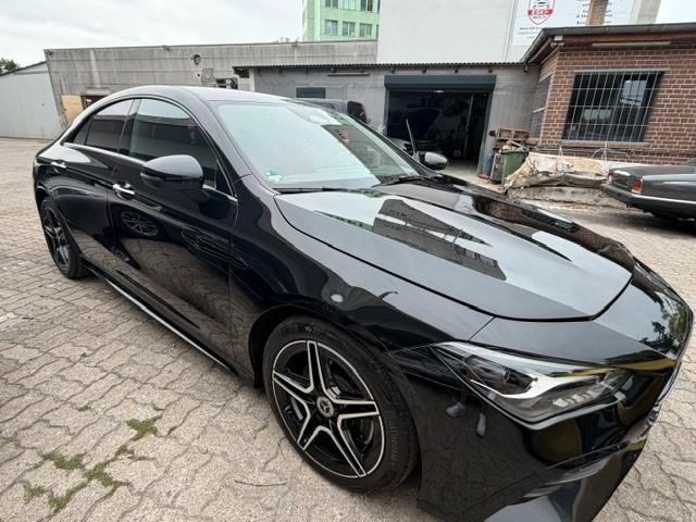 Mercedes-Benz CLA 200 d AMG -Style Navi LED Rückfahrk