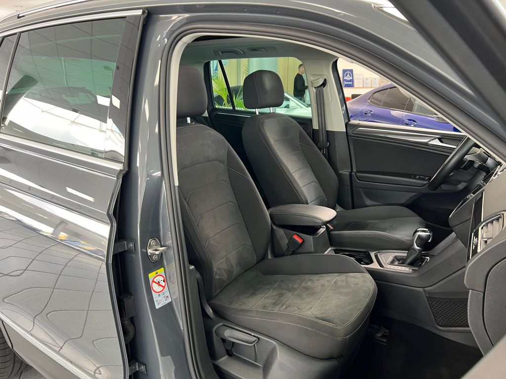 Volkswagen Tiguan 2.0 TDI Elegance PANO*TOTW*ACC*MATRIX*KAM