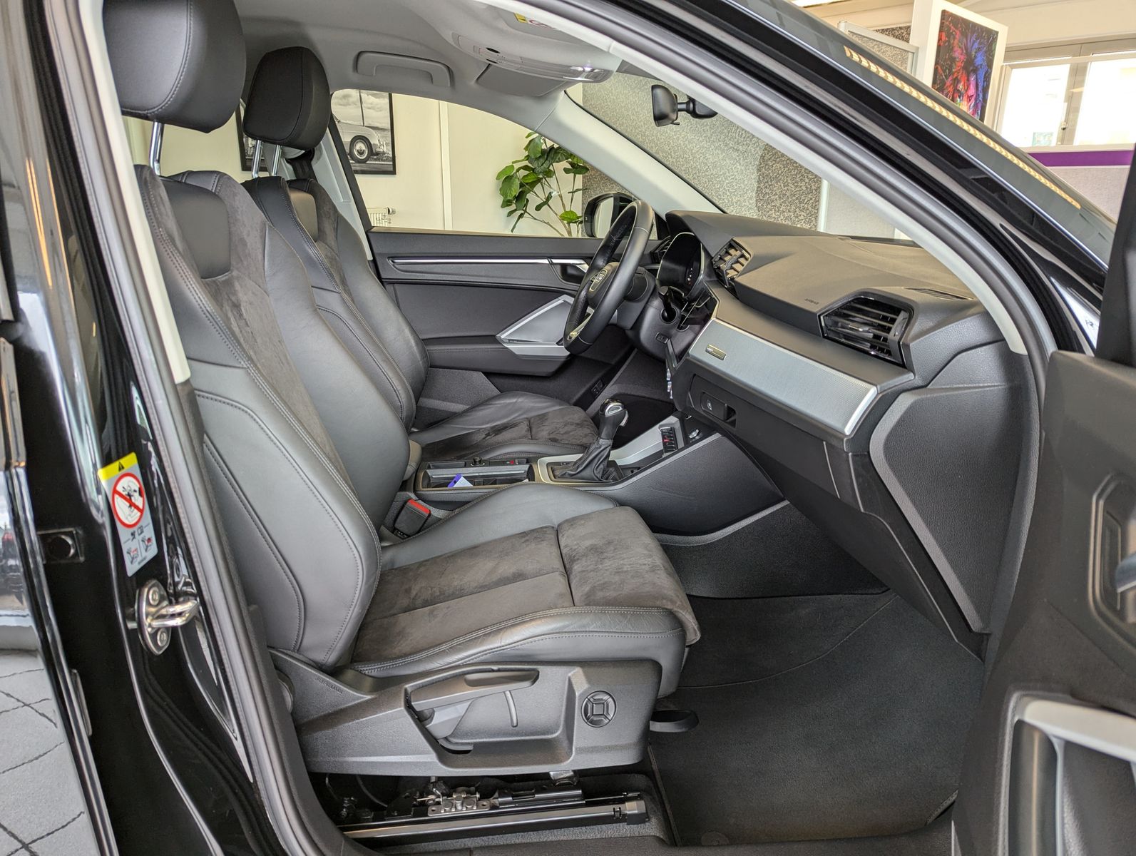 AUDI Q3 45 TFSI e S-tr. Sport-Sitze Leder ACC AHK 18" - Image 14