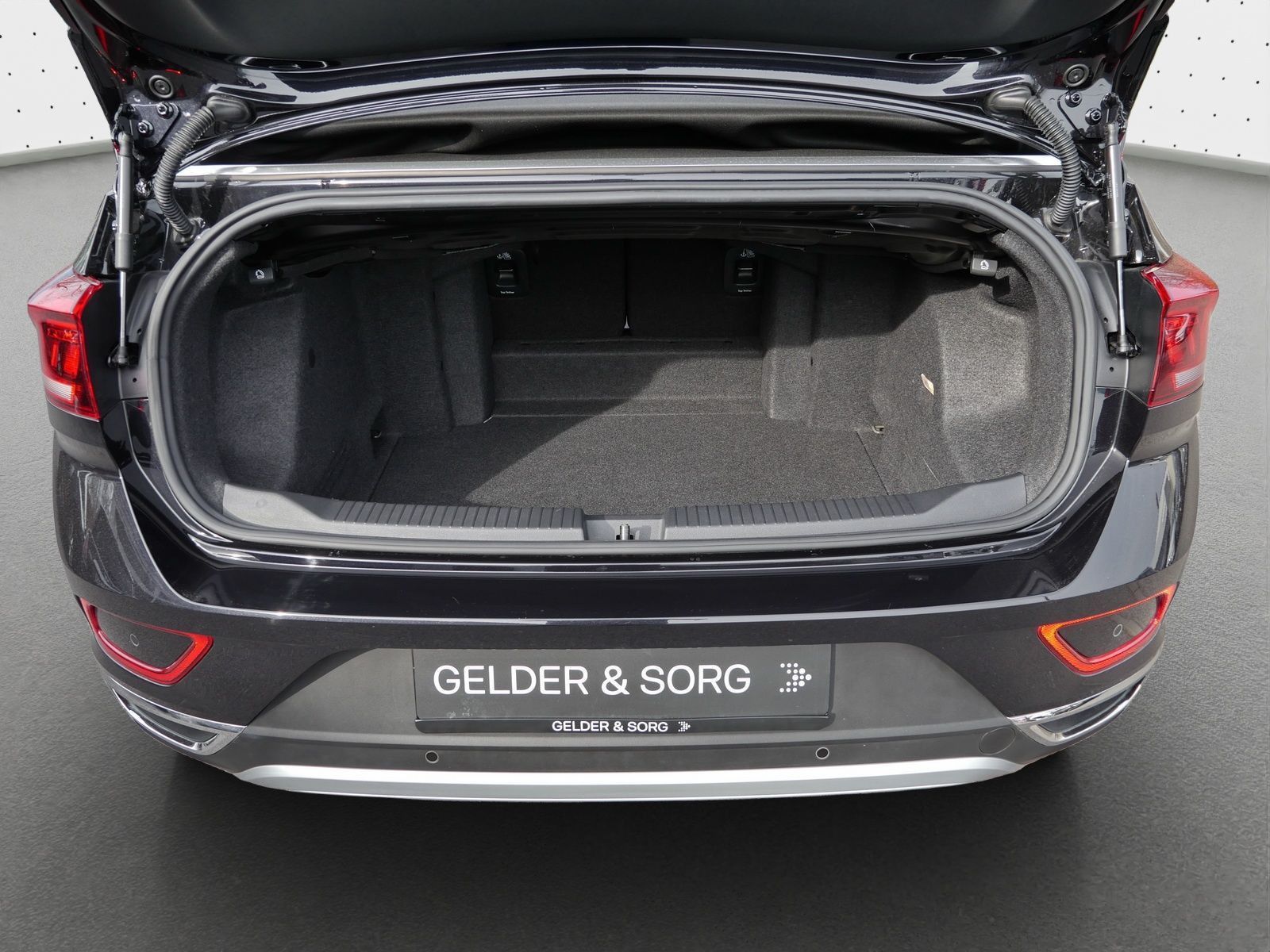 Volkswagen T-Roc - Bild 14