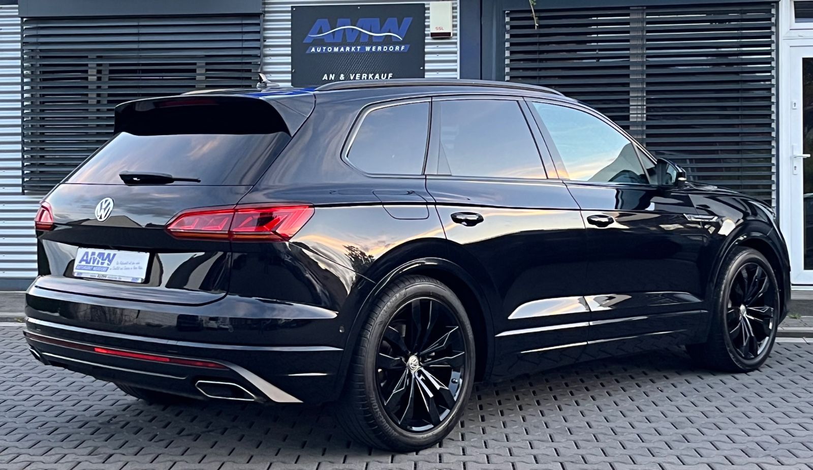 Volkswagen Touareg R-Line 4M*LED*PANO*AHK*SITZBELÜ*360°VOLL imagem 3
