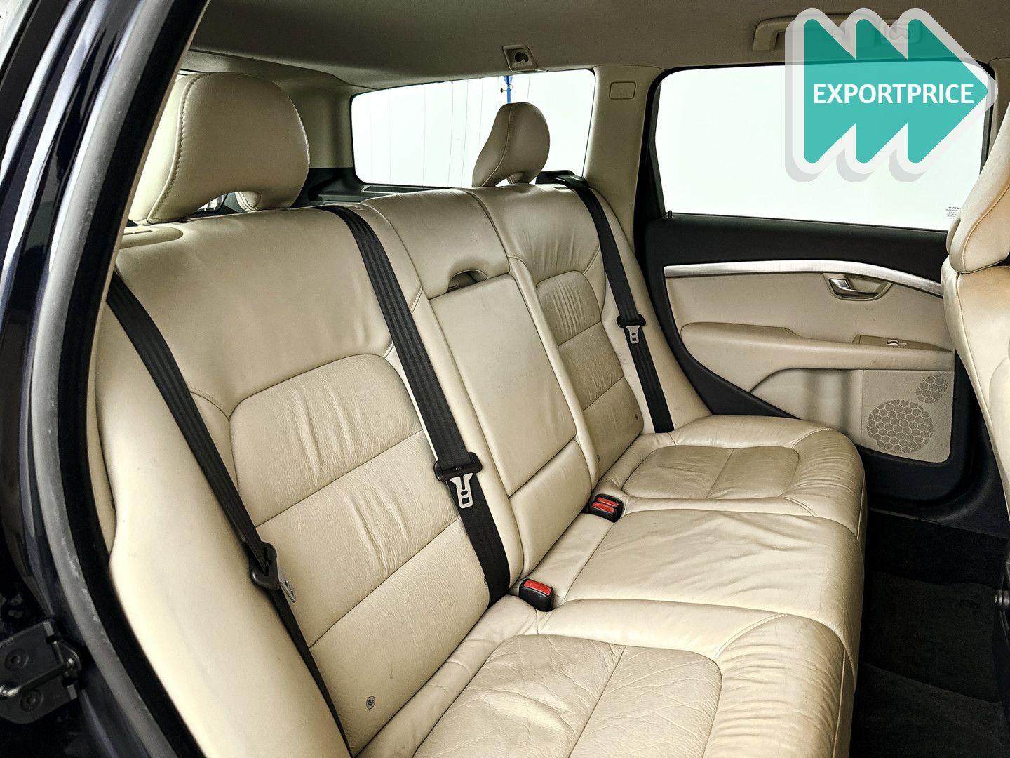 Volvo V70 2008 — photo 23