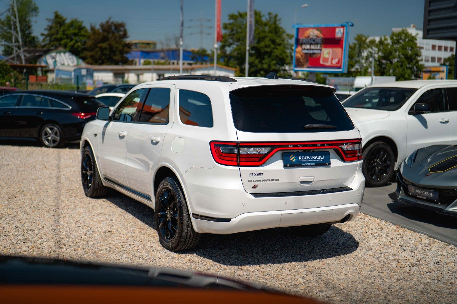 Fahrzeugabbildung Dodge Durango 3.6 V6 R/T 4x4 Night-Paket SRT Styling