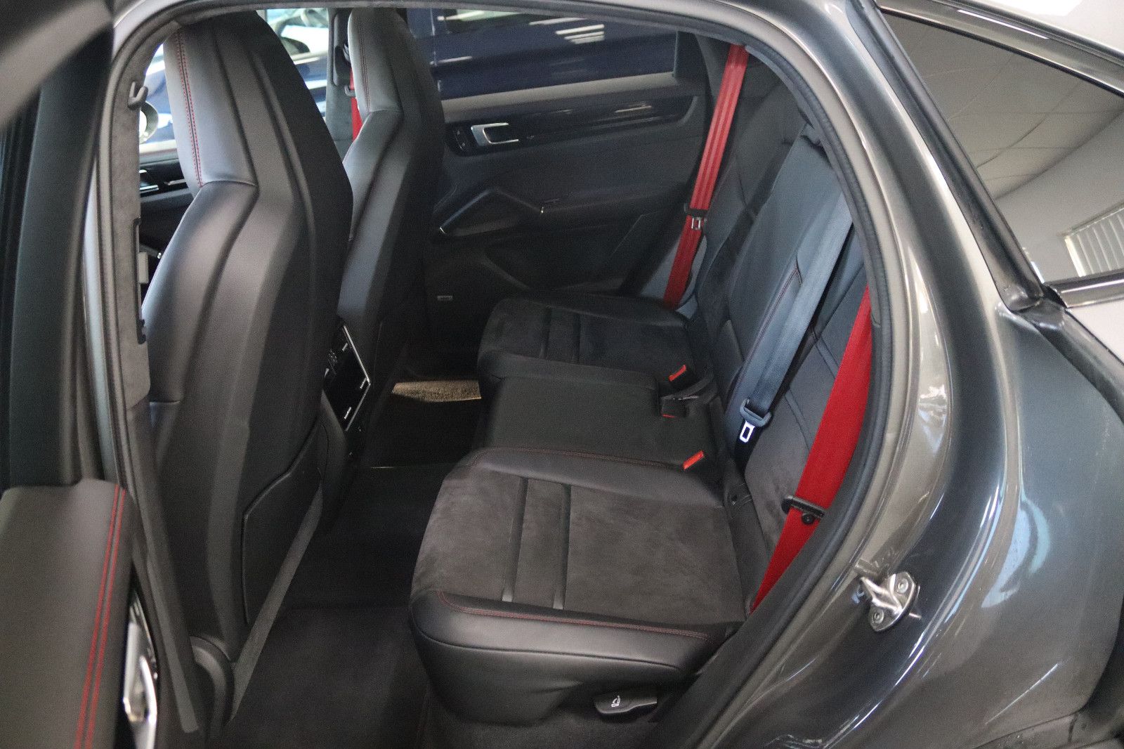 Porsche Cayenne Coupe GTS * 1.HAND + MEGA OPTIK * foto 25