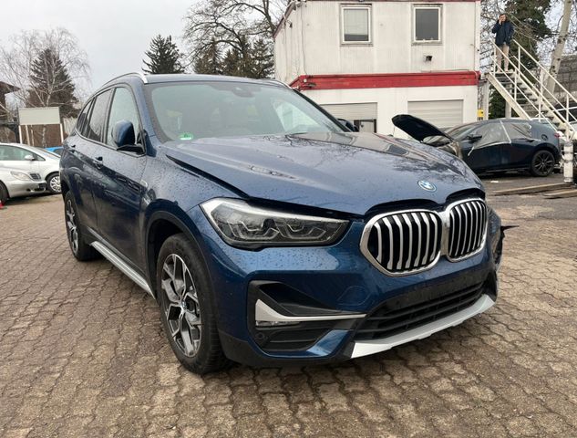 BMW X1 xDrive 25 e xLine Shadow-Line Navi Sitzh