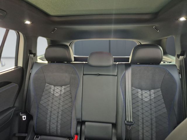 Tayron 2.0 TDI R-Line 4Motion *DSG*AHK*STANDH*PA