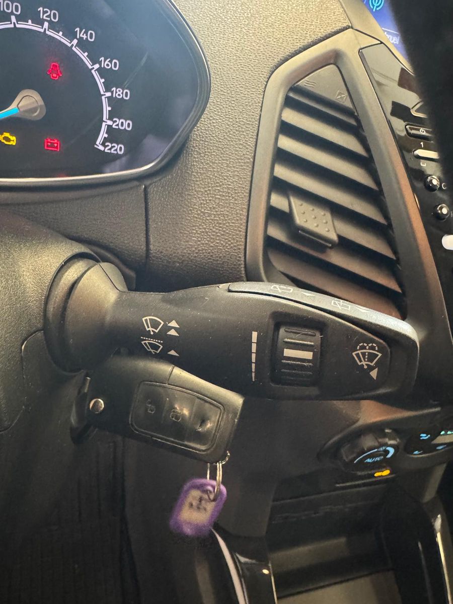 Fahrzeugabbildung Ford EcoSport Trend / AHK/ NAVI/ KAMERA/ GARANTIE