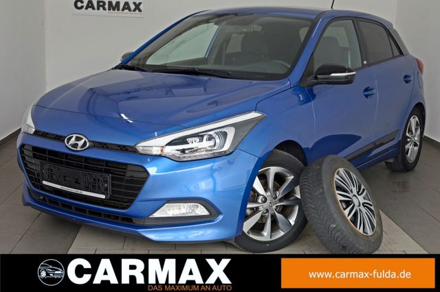Hyundai i20 Passion + Navi,SH,PDC,SR+WR