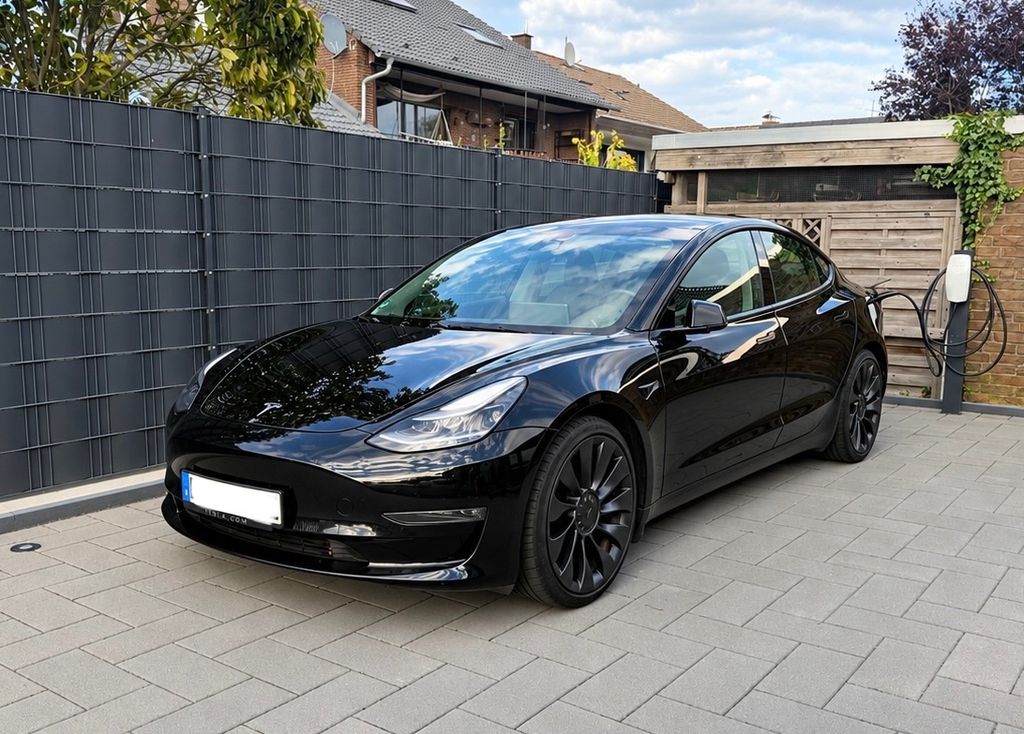 Image of Tesla Model 3