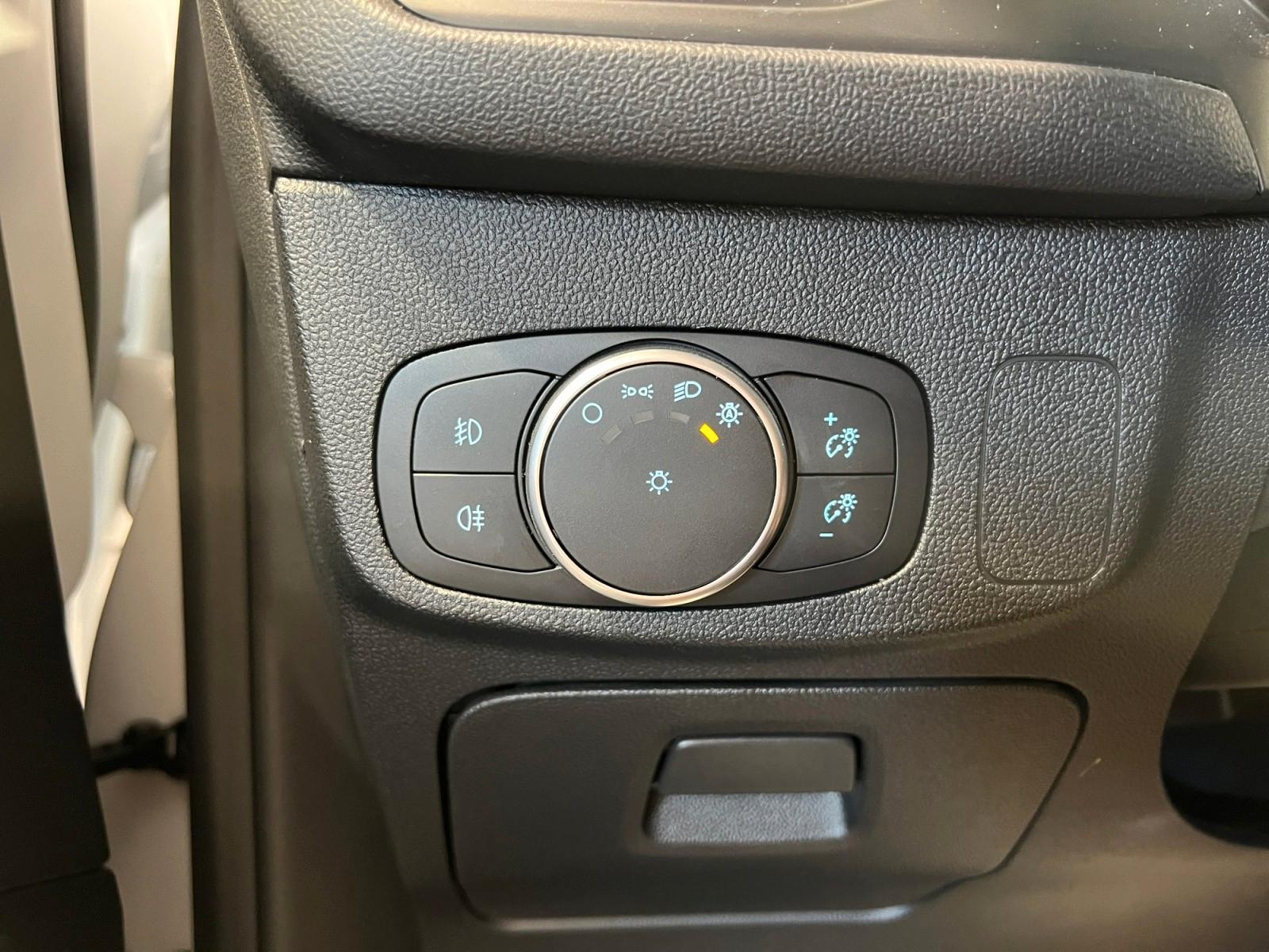 Ford Focus Lim. ST-Line Aut. B&O LED KAM ASSIST ACC, миниатюра 17