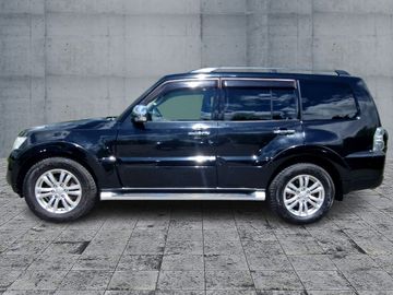 Mitsubishi Pajero 3.2 DI-D Edition 30 (200PS) AllradAHK