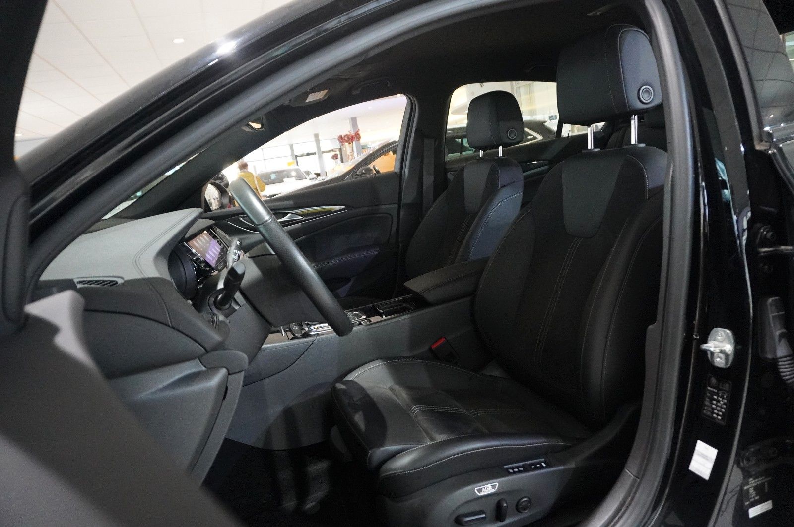Fahrzeugabbildung Opel Insignia B GS 2.0D ELEGANCE NAVI/OPC/KAMERA/HUD