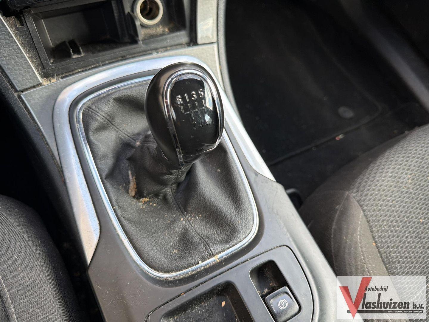 Opel Insignia 2015 — photo 13