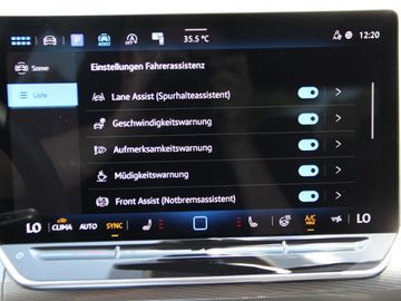 Volkswagen Golf VIII 2.0 TDI Style Tiptronic Klima LED Navi