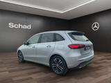 Mercedes-Benz B 180 +PROG LINE ADV+MBUX+LED+KAM+EASY-P+ASSIST+ - mit Benzin-Antrieb: Beheizbares Lenkrad, Van