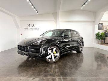 Porsche Cayenne - 1