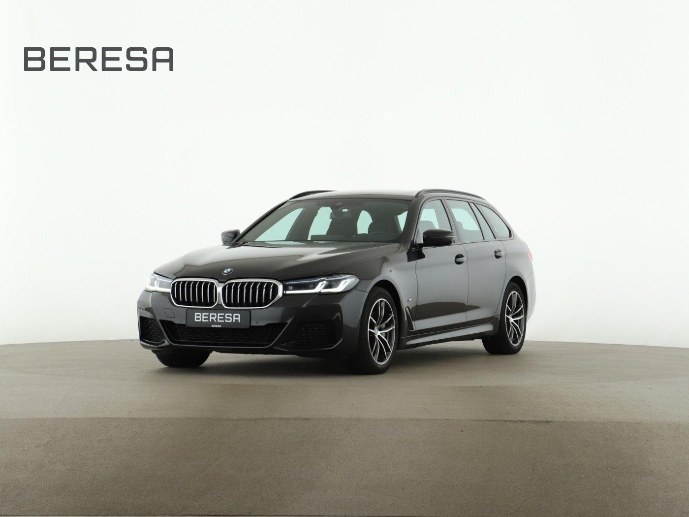 BMW 540d Touring xDrive M Sport HUD Massage AHK Pano