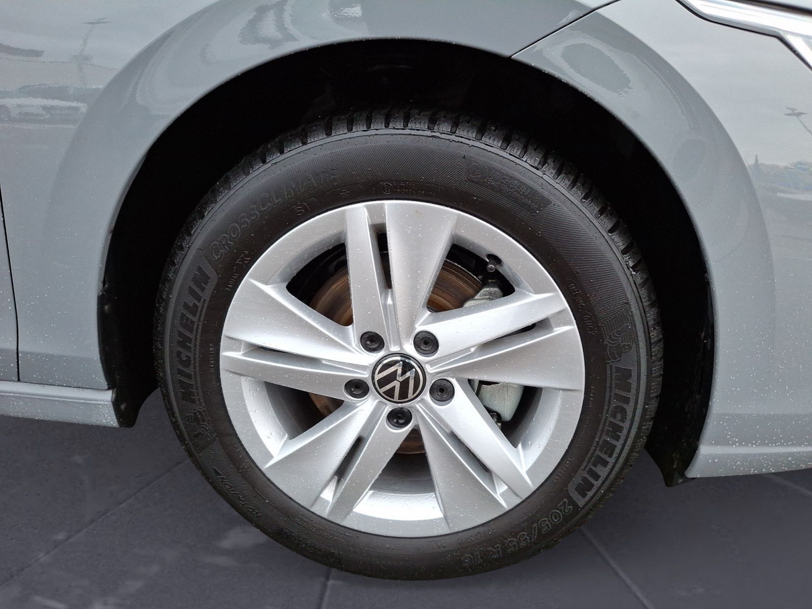 Volkswagen Golf - Bild 12